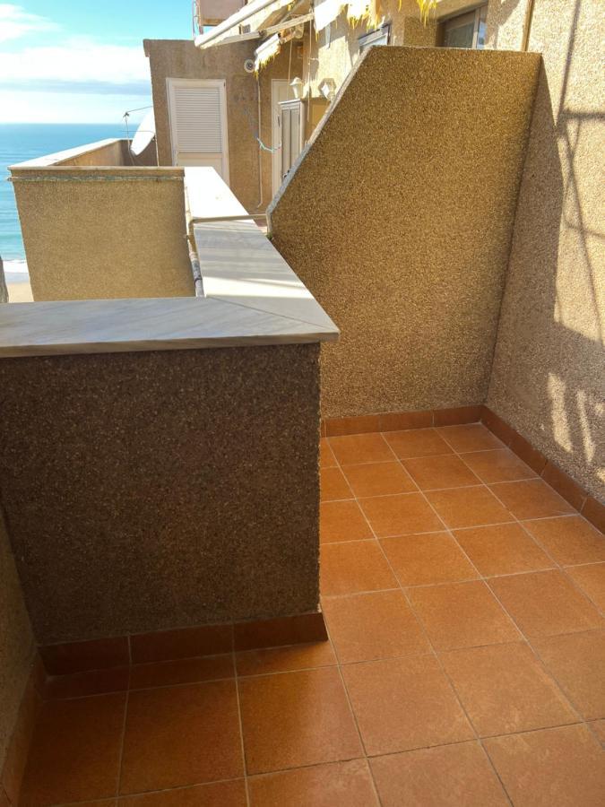 Atico Primera Linea De Playa. Cádiz Eksteriør billede
